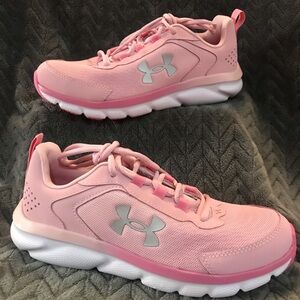 Under Armour Assert Youth Sneakers NEW 6Y